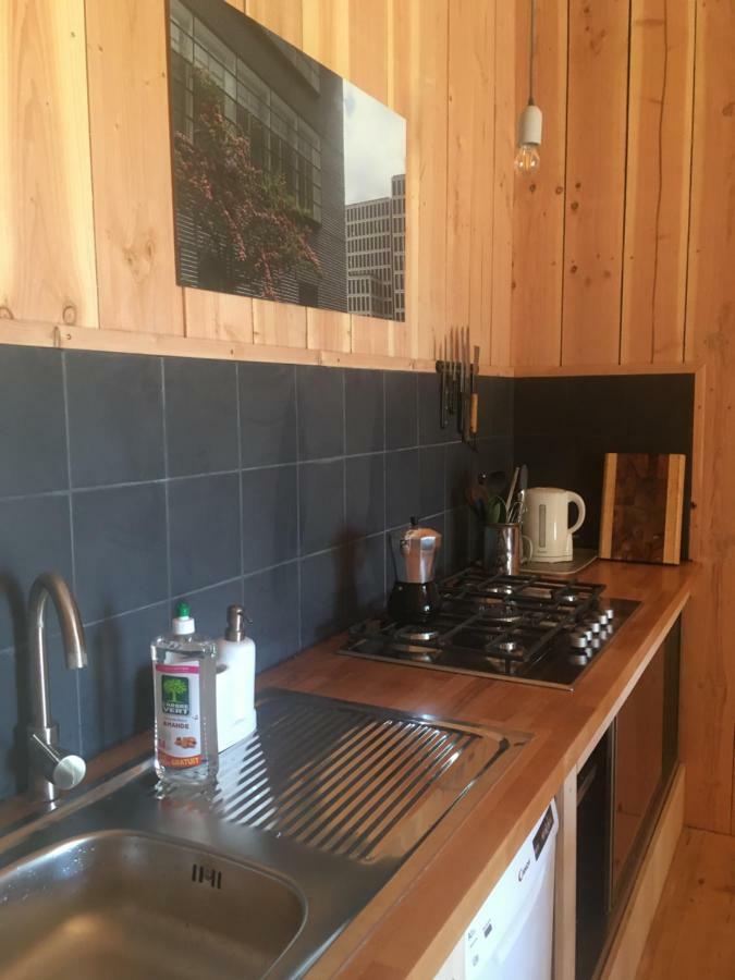 Les Foucauds Hotell Saint-Quentin-de-Caplong Eksteriør bilde